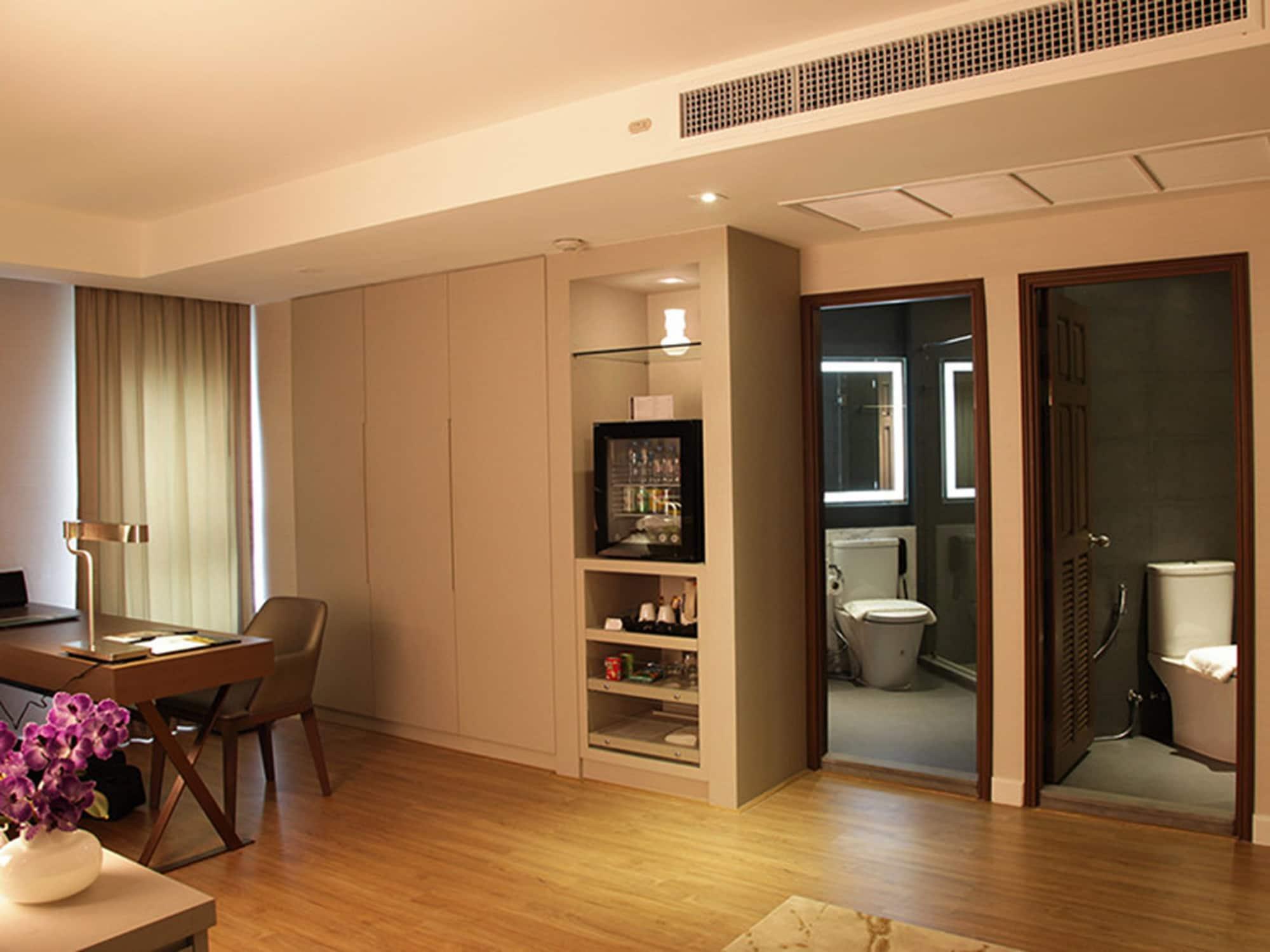 Grand Diamond Suites Hotel Bangkok Dış mekan fotoğraf