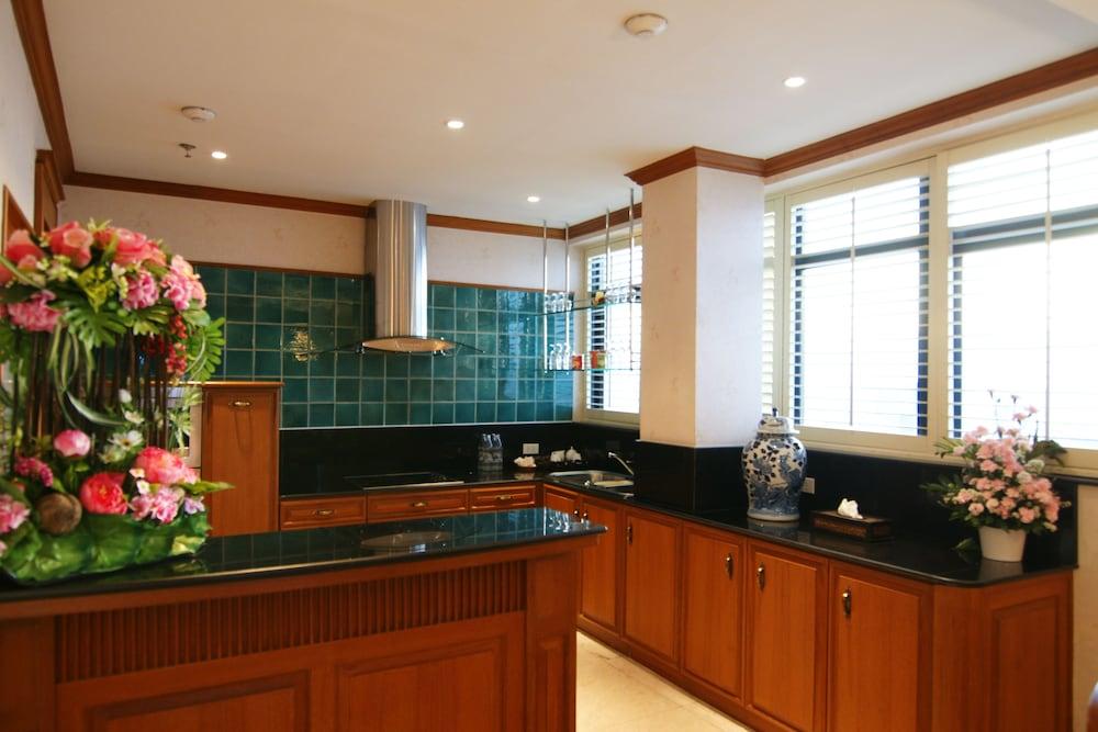 Grand Diamond Suites Hotel Bangkok Dış mekan fotoğraf