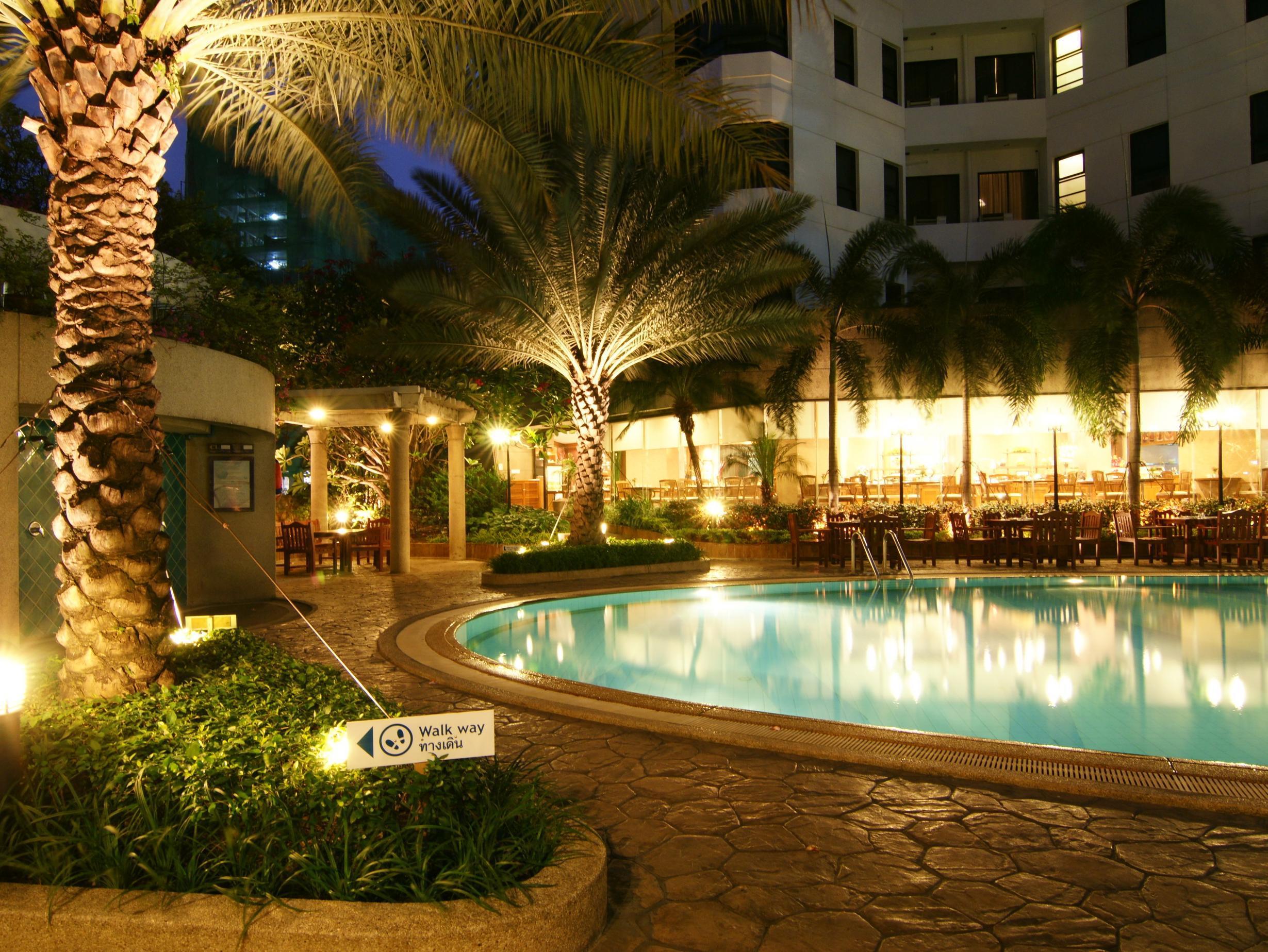 Grand Diamond Suites Hotel Bangkok Dış mekan fotoğraf